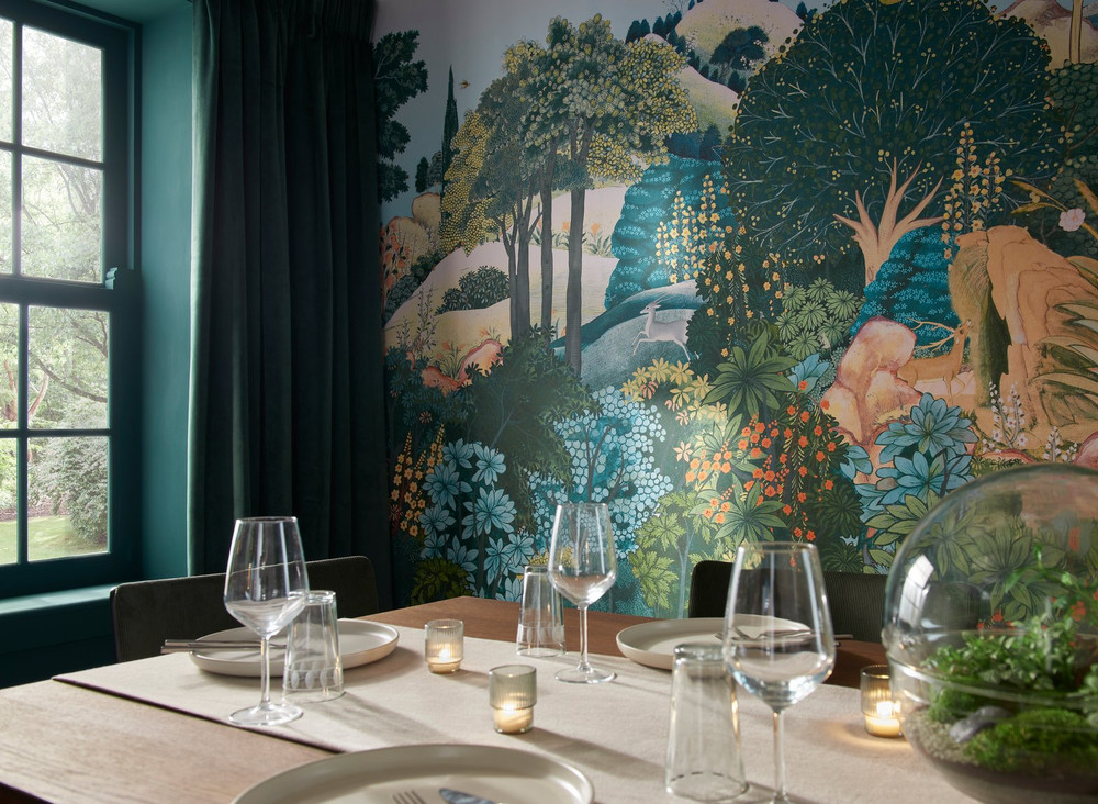 New Eden Bespoke Mural - 122014_ROOMSET_03.jpg