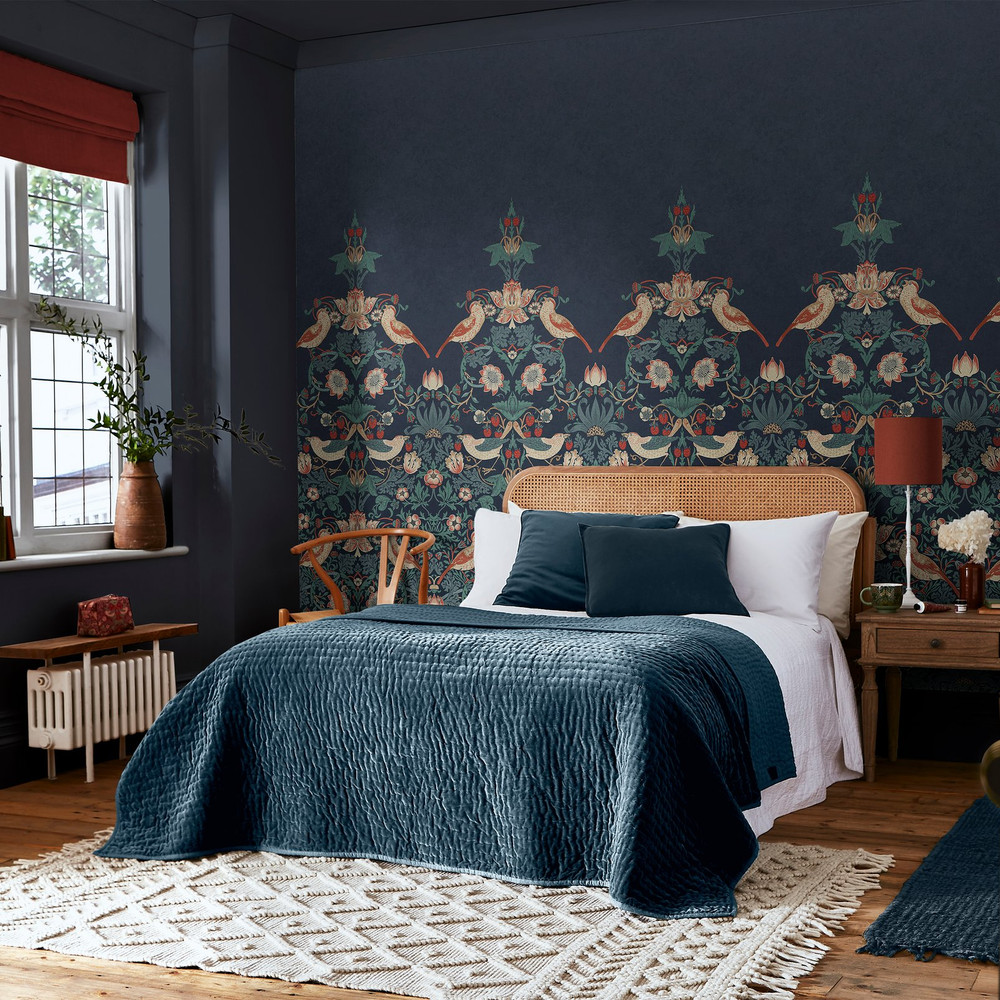 Strawberry Thief Navy Bespoke Mural Matt - 125292_ROOMSET_STRAWBERRY THIEF NAVY BESPOKE MURAL MATT_01.jpg