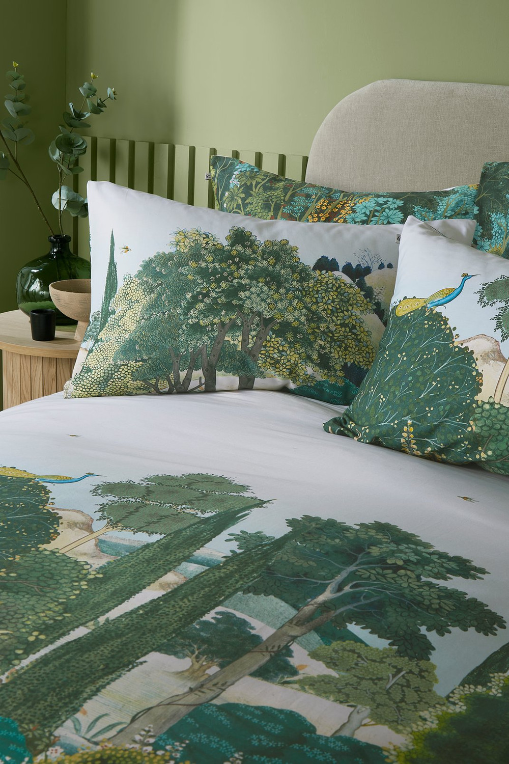 New Eden Green Duvet Cover Set close up image