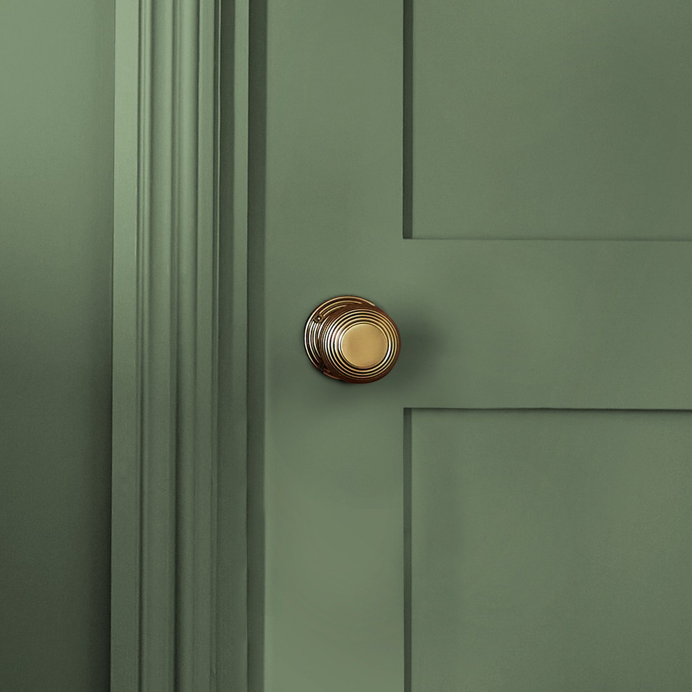 William Morris At Home Outstretch Paint - 124316_DETAIL_OUTSTRETCH_01.jpg