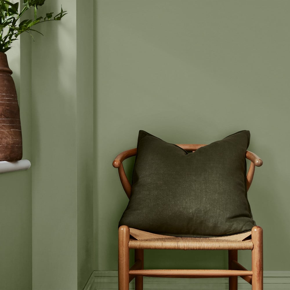 Sauntered Leaf Paint by William Morris At Home Sauntered Leaf Paint by William Morris At Home