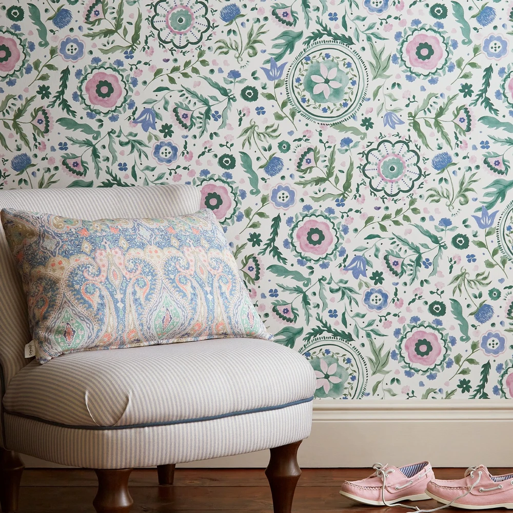 Joules Festival Flowers Cream Wallpaper - 128959_ROOMSET_FESTIVAL FLOWERS PRINT CREAM MULTI_02.jpg
