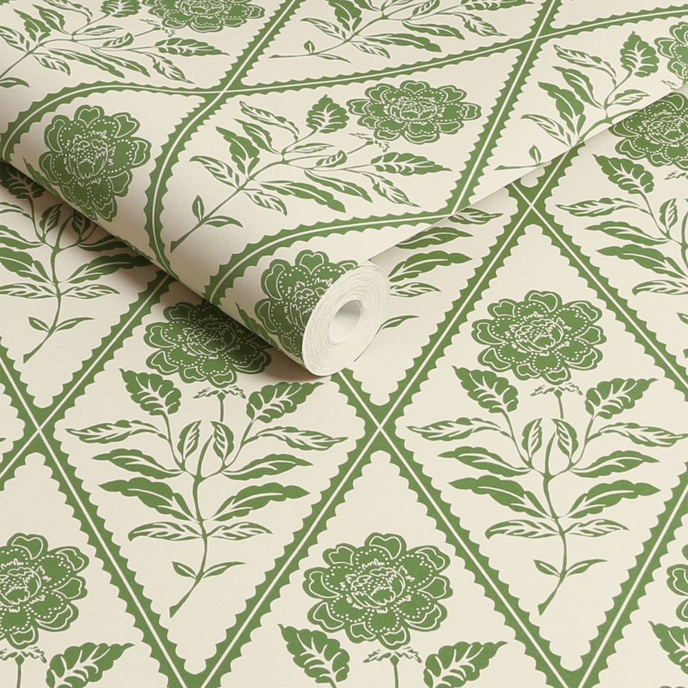 Joules Juliette Floral Cream & Green Wallpaper - 128911_ROLLSHOT_JULIETTE FLORAL PRINT CREAM & GREEN_01.jpg