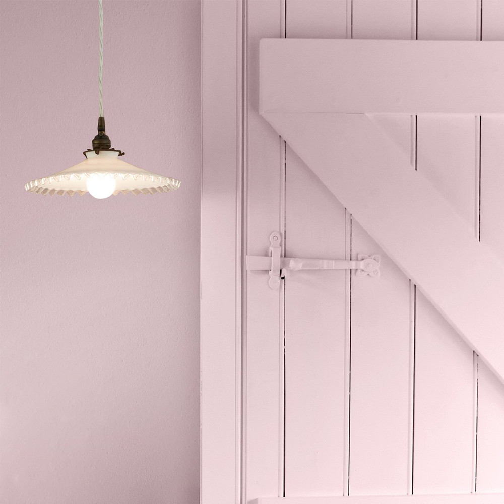 Shabby Berry Velvet Paint - 128853_DETAIL_SHABBY BERRY VELVET_02.jpg