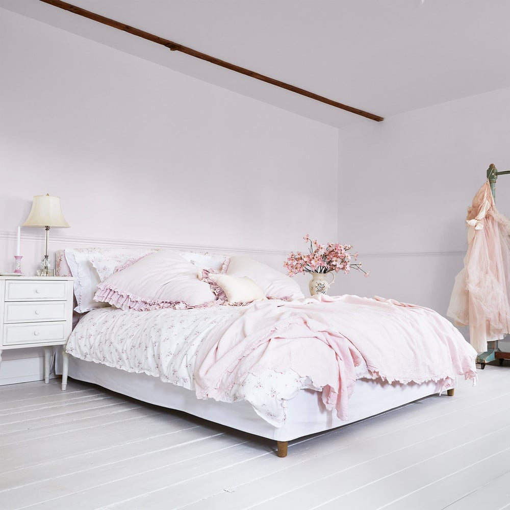 Shabby Whisper Pink Paint Shabby Whisper Pink Paint