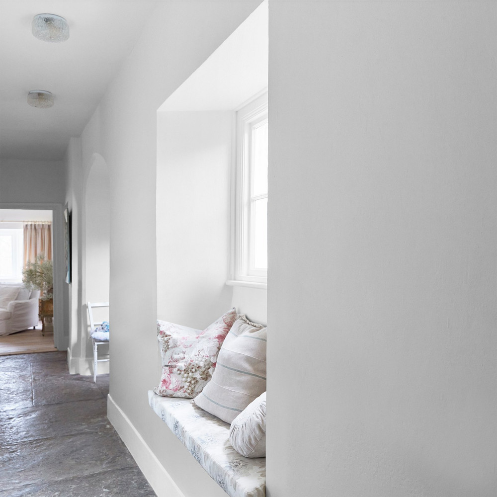 Shabby White Paint - 128848_ROOMSET_SHABBY WHITE_01.jpg