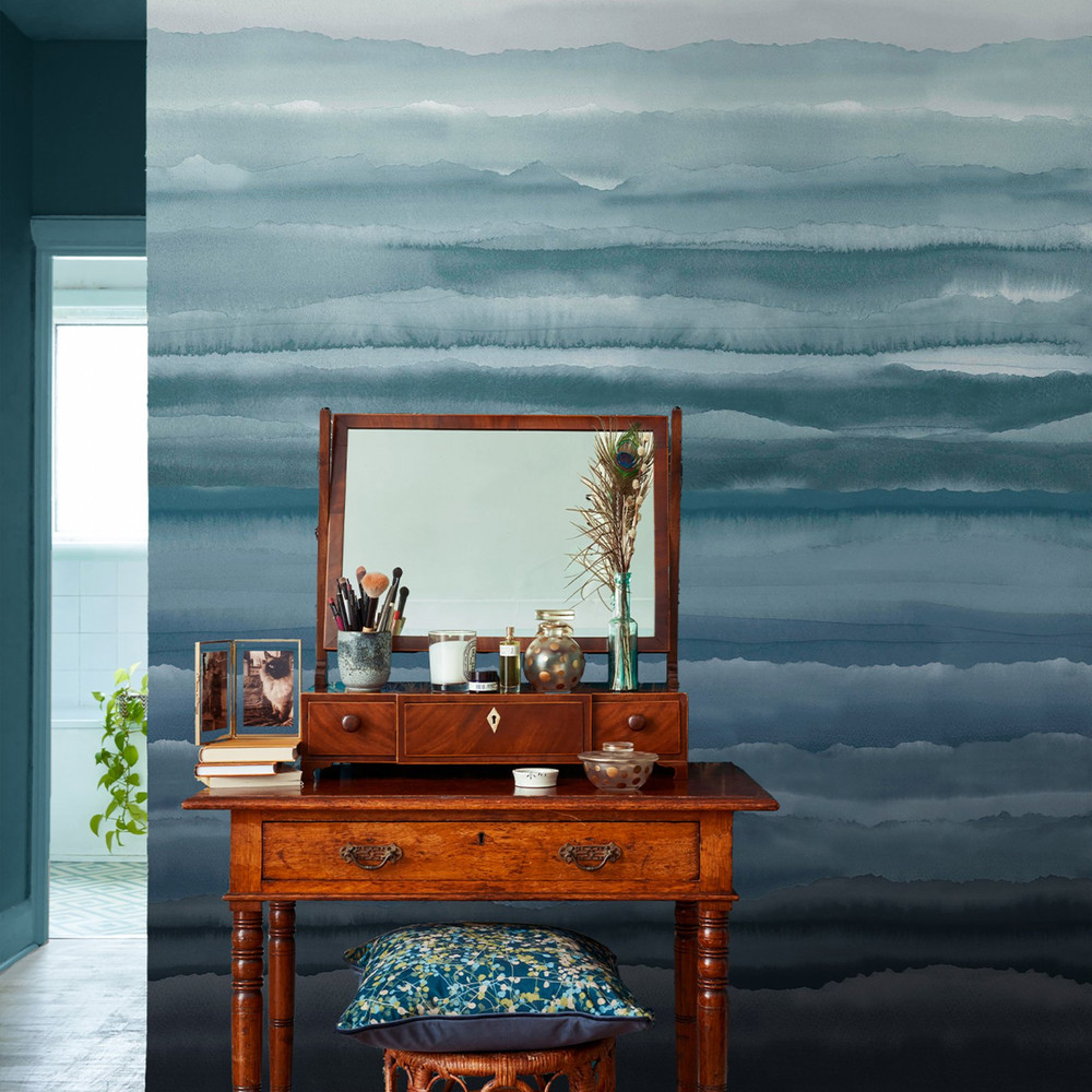 Strata Sapphire Bespoke Mural - 130051_ROOMSET_STRATA SAPPHIRE_01.jpg