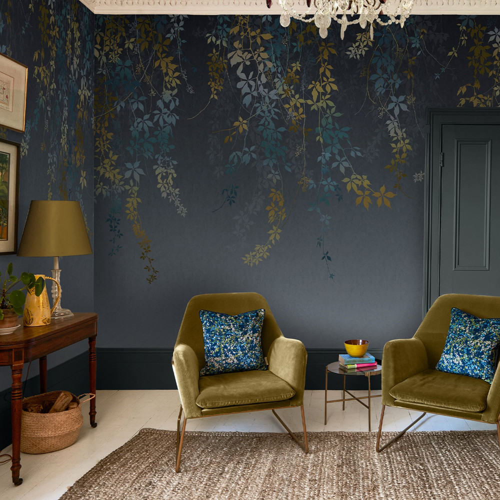 Virginia Creeper Indigo Bespoke Mural by Clarissa Hulse - 130015_ROOMSET_VIRGINIA CREEPER INDIGO_01.jpg