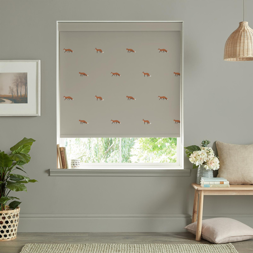 Foxes Soft Linen Roller Blind by Sophie Allport - 131216rol_ROOMSET_01.jpg