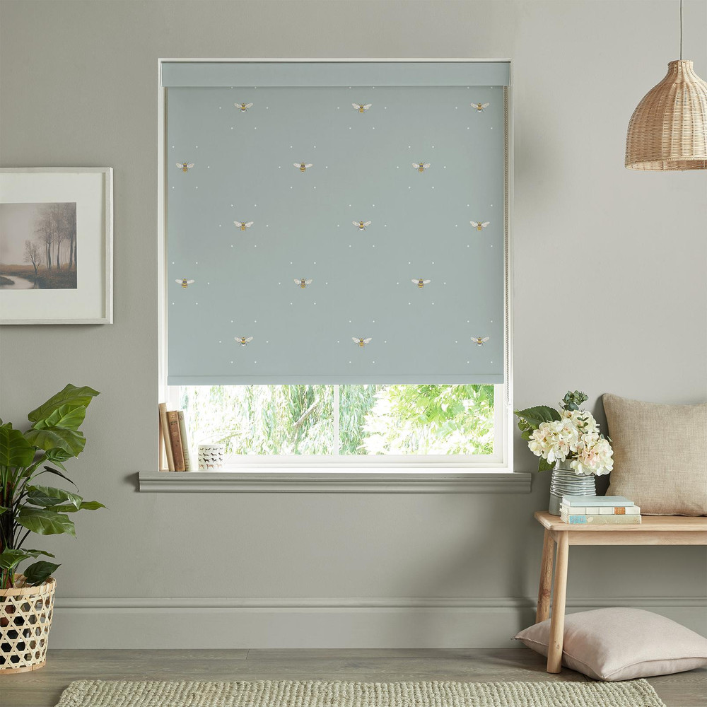 Bee Sky Roller Blind by Sophie Allport - 131184rol_ROOMSET_01.jpg