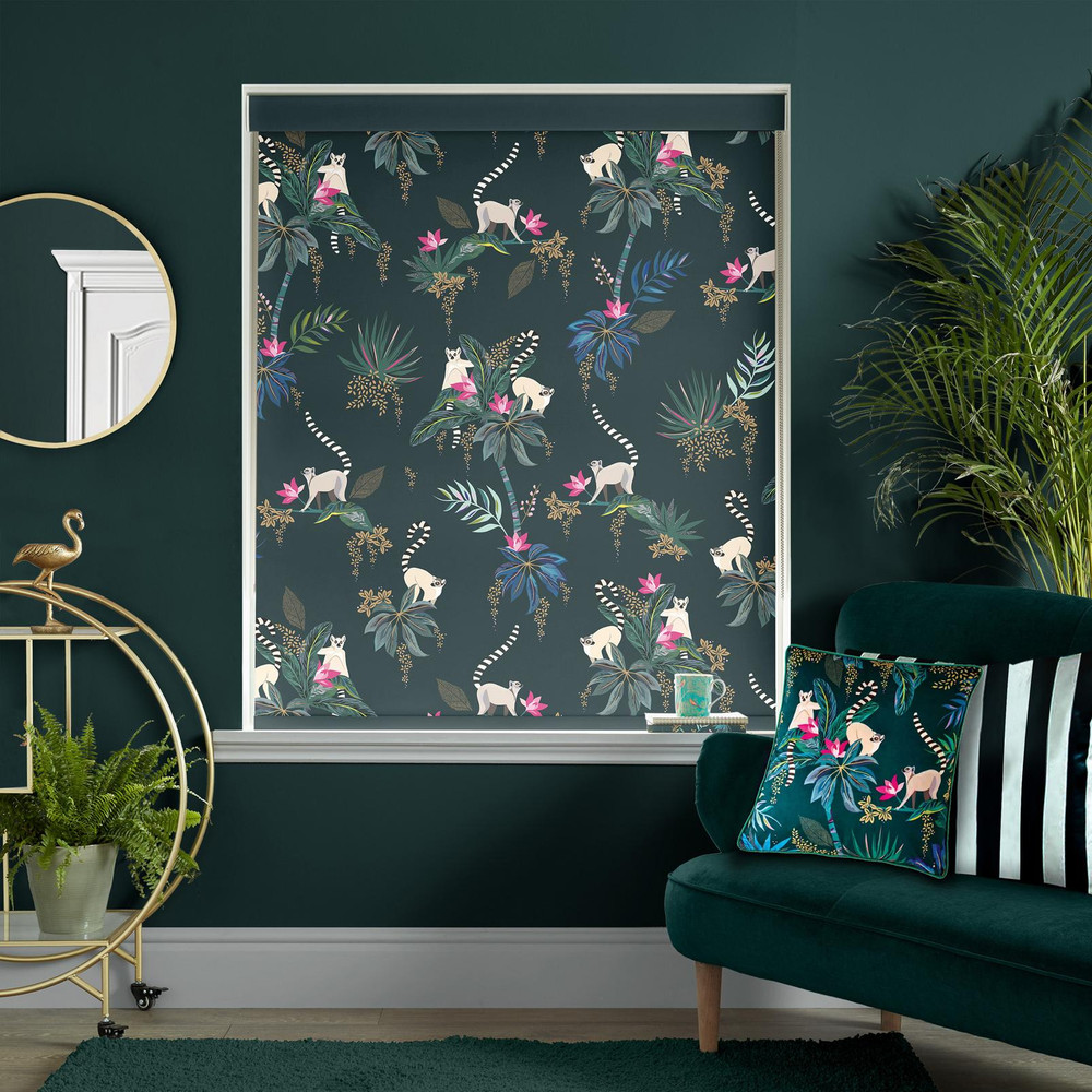Lemur Forest Green Roller Blind by Sara Miller - 131119rol_ROOMSET_02.jpg