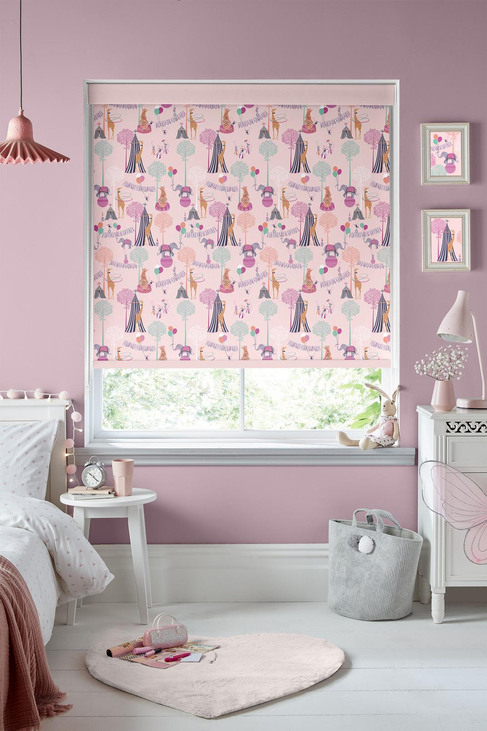 Circus Pink Roller Blind by Sara Miller - 131075rol_ROOMSET_01.jpg