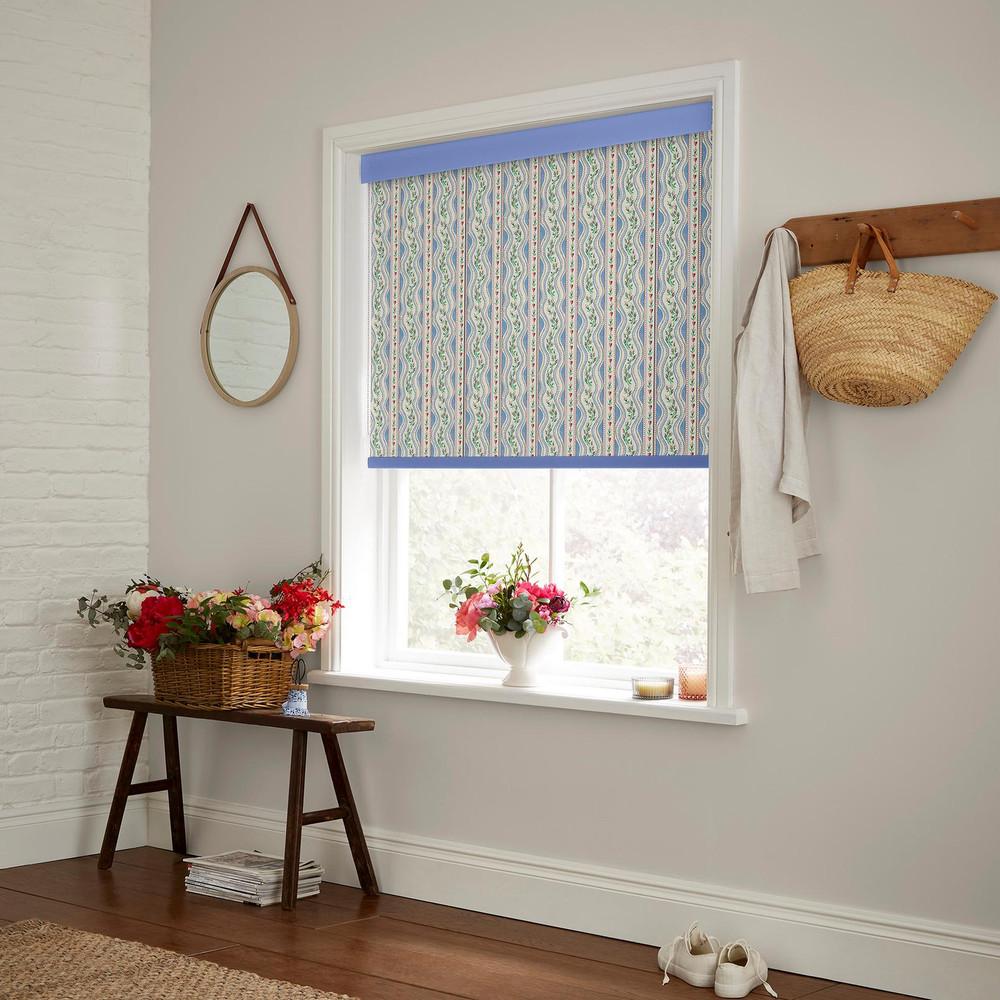 Wiggle Rose Blue Roller Blind - 131022rol_ROOMSET_02.jpg