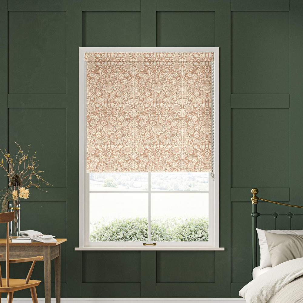 Sunflower Madder Roller Blind by William Morris At Home - 130899rol_ROOMSET_01.jpg