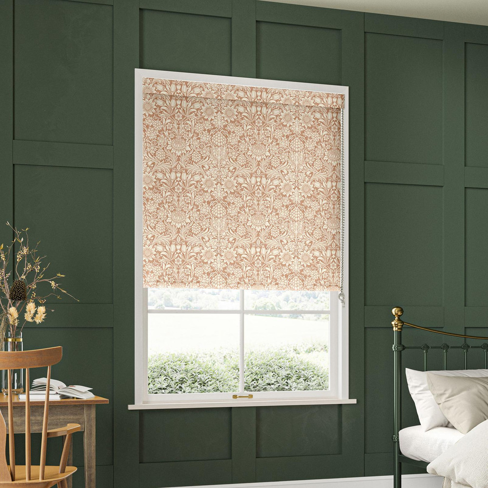 Sunflower Madder Roller Blind by William Morris At Home - 130899rol_ROOMSET_02.jpg