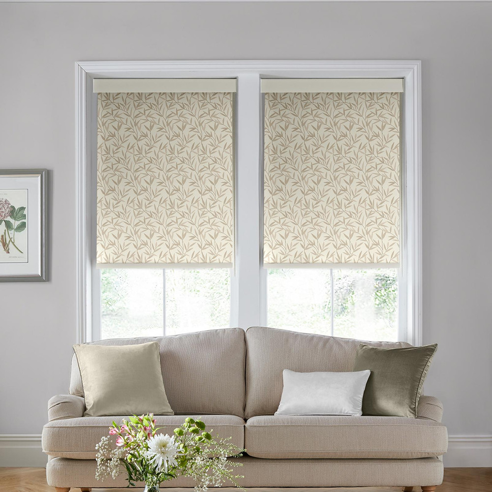 Willow Leaf Natural Roller Blind - 130740rol_ROOMSET_01.jpg