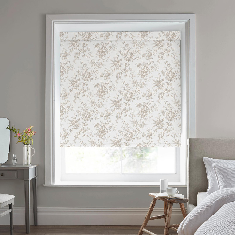 Walled Garden Dove Grey Roller Blind - 130733rol_ROOMSET_01.jpg