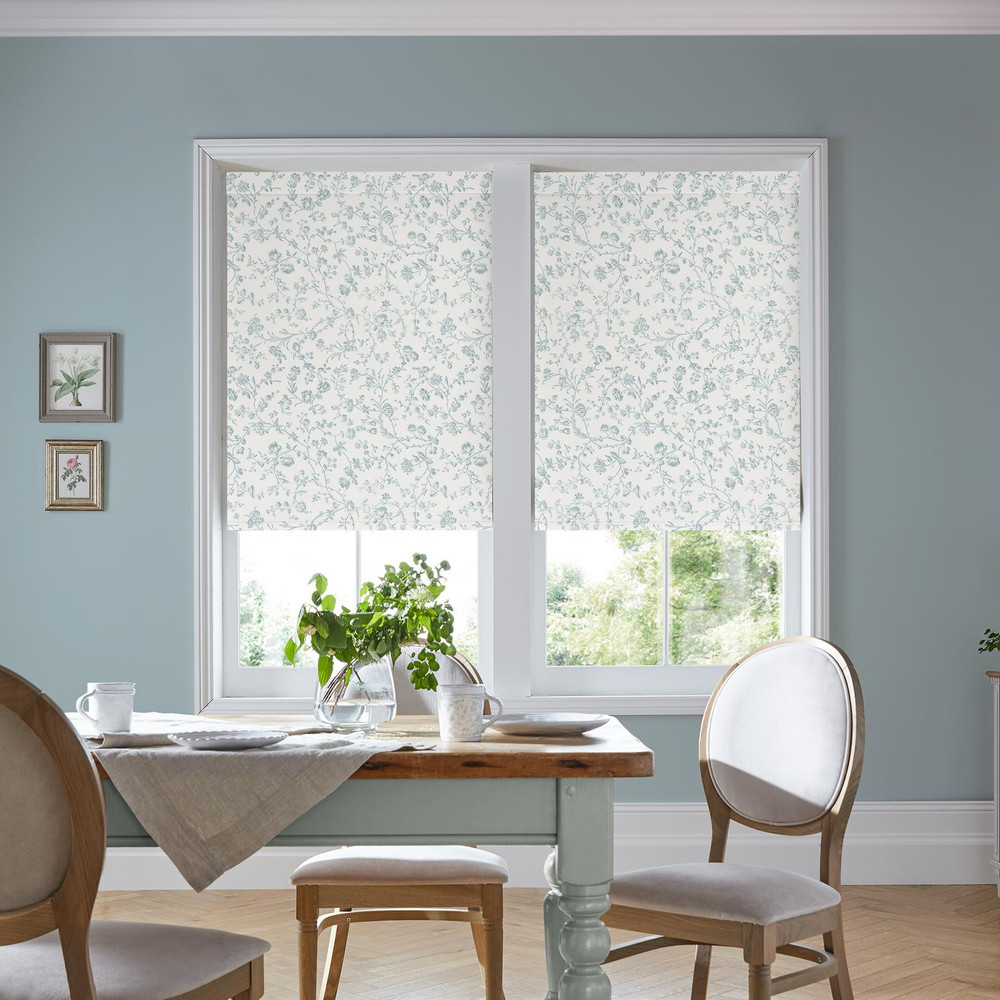 Aria Eucalyptus Roller Blind - 130661rol_ROOMSET_01.jpg