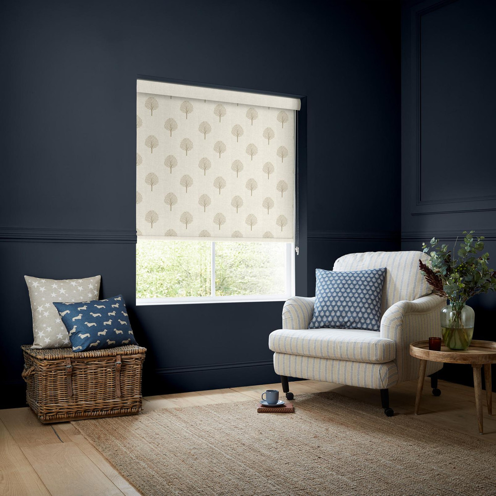 Yew Tree Linen Roller Blind by Emily Bond - 130643rol_ROOMSET_02.jpg