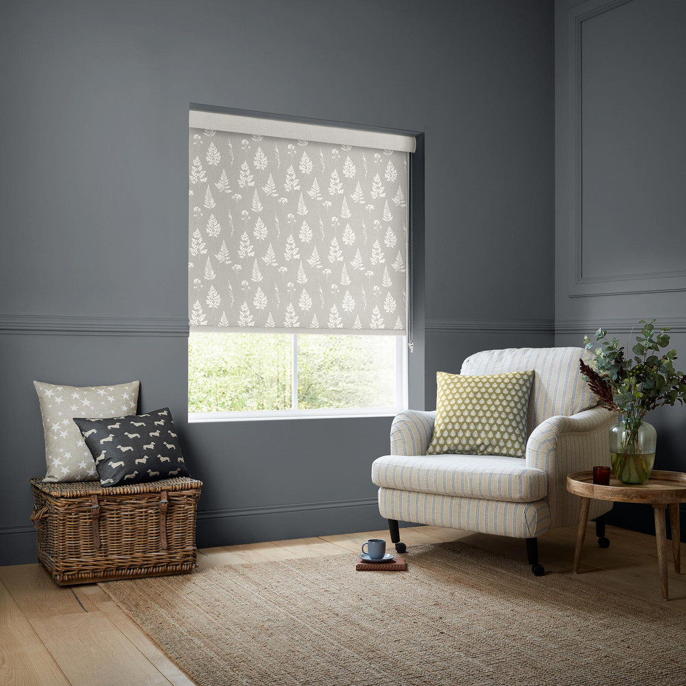 Tynesfield Pebble Roller Blind by Emily Bond - 130634rol_ROOMSET_02.jpg