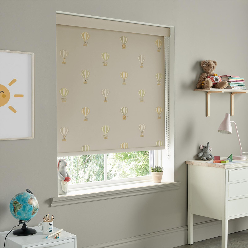 Bears & Balloons Sand Roller Blind by Sophie Allport - 131175rol_ROOMSET_02.jpg