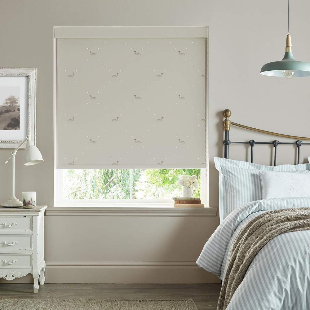 Hare Linen Roller Blind by Sophie Allport - 130771rol_ROOMSET_01.jpg