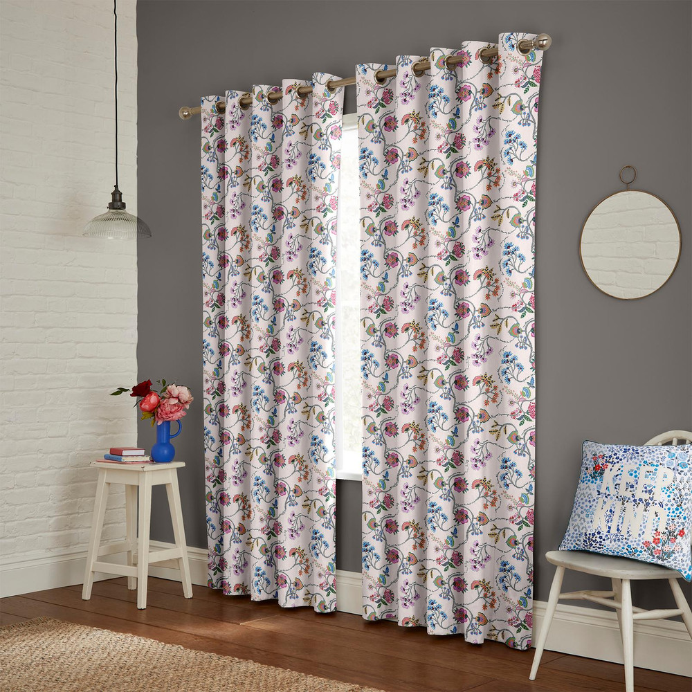Wild Ones Multi Curtains - 131023cur_ROOMSET_02.jpg