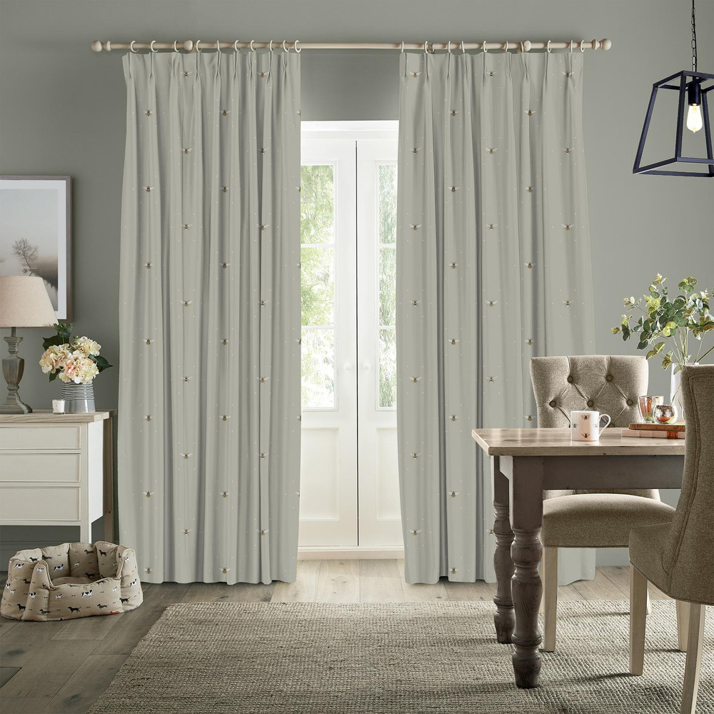 Bee Soft Linen Curtains by Sophie Allport - 131185cur_ROOMSET_01.jpg