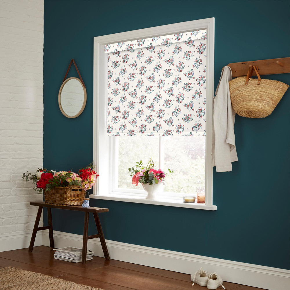 Clifton Floral Cream Roller Blind by Cath Kidston - 130937rol_ROOMSET_02.jpg