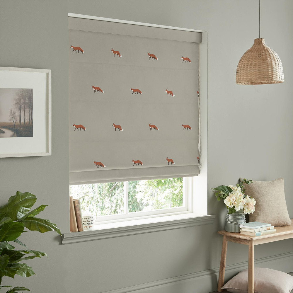 Foxes Soft Linen Roman Blind by Sophie Allport - 131213rom_ROOMSET_02.jpg