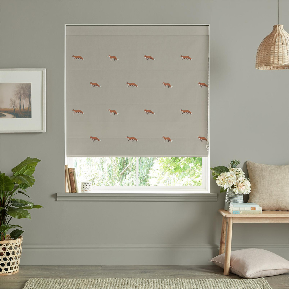 Foxes Soft Linen Roman Blind by Sophie Allport - 131213rom_ROOMSET_01.jpg