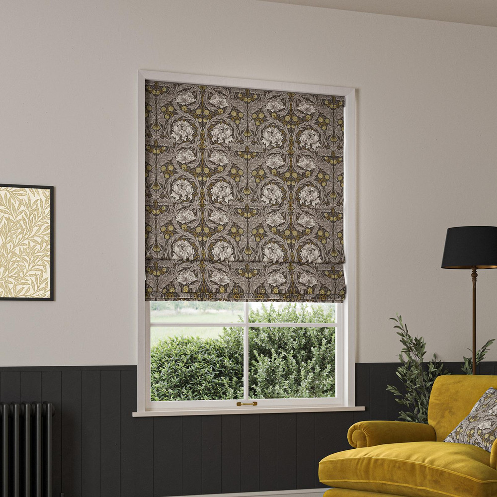 African Marigold Iron Roman Blinds by William Morris At Home - 130833rom_ROOMSET_02.jpg