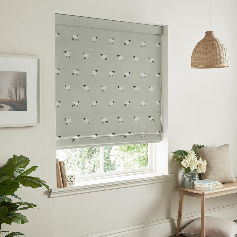 Sheep Pebble Roman Blinds by Sophie Allport - 130788rom_ROOMSET_02.jpg