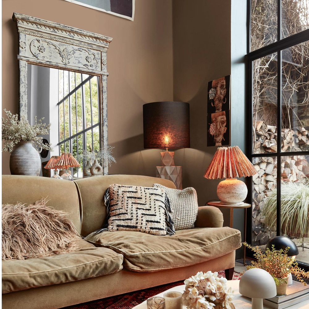 Abigail Ahern Sandstone Shadow Paint - 131473_ROOMSET_SANDSTONE SHADOW_01.jpg