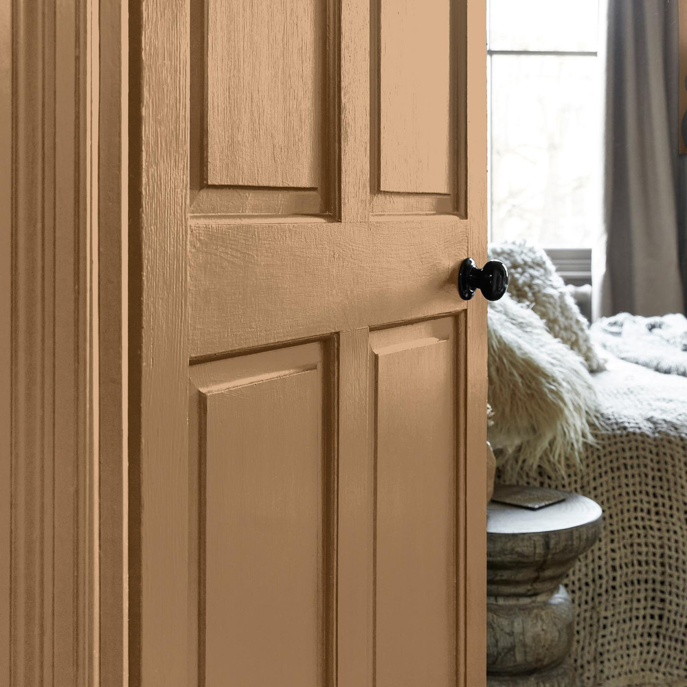 Abigail Ahern Sandstone Shadow Paint - 131473_DETAIL_SANDSTONE SHADOW_03.jpg