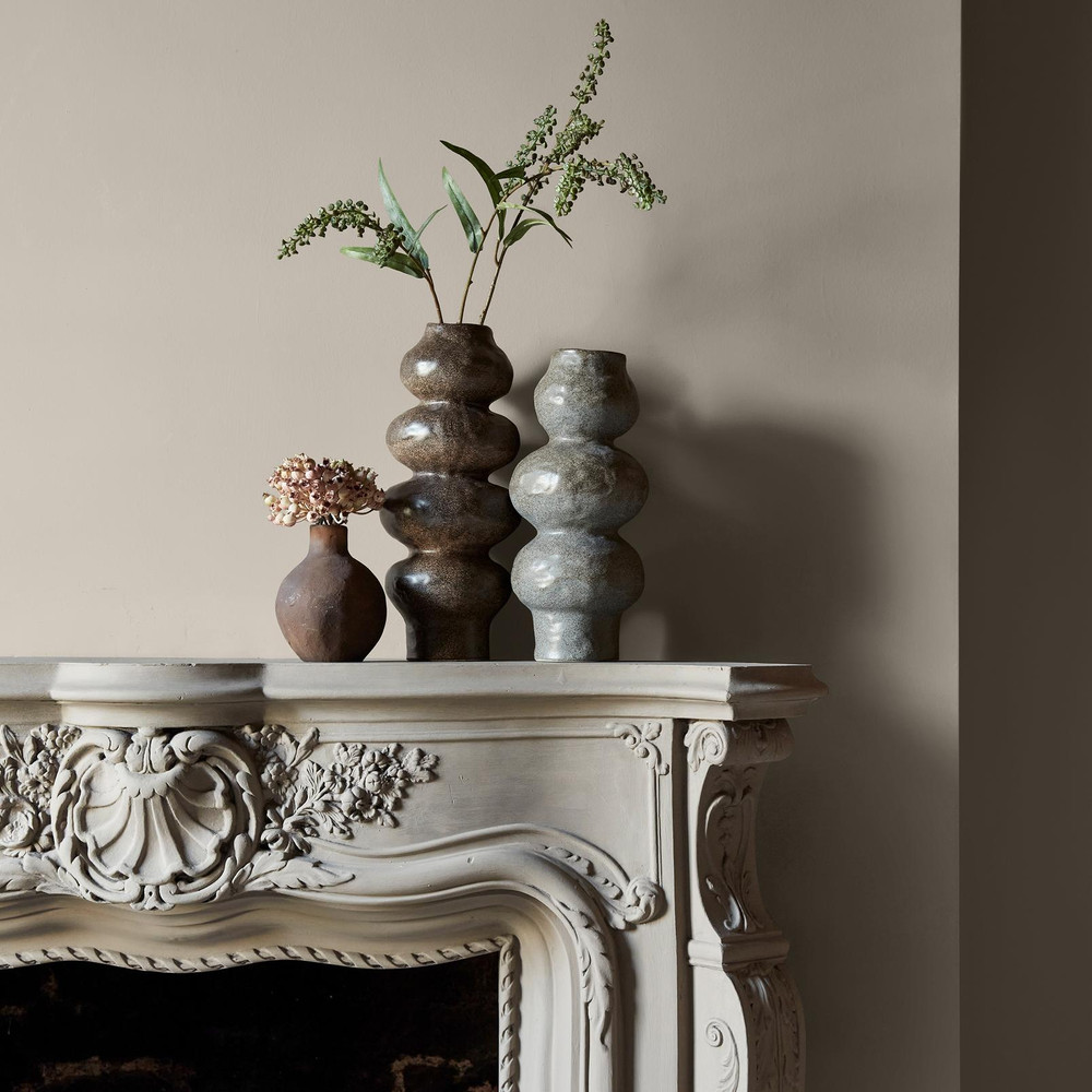 Abigail Ahern Anise Greige Paint - 131480_DETAIL_ANISE GREIGE_04.jpg