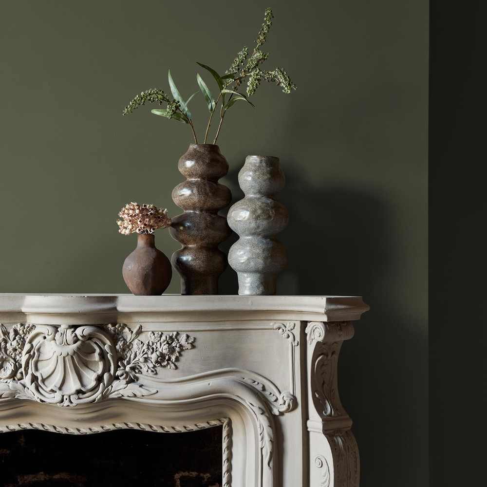 Abigail Ahern Desert Saltbush Paint - 131458_DETAIL_DESERT SALTBUSH_04.jpg