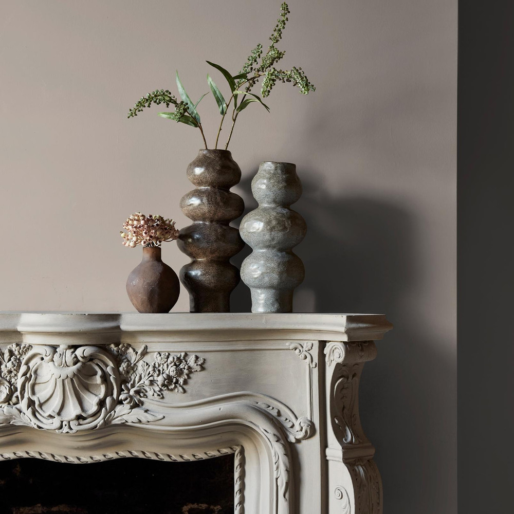 Abigail Ahern Ruffled Muslin Paint - 131472_DETAIL_RUFFLED MUSLIN_03.jpg