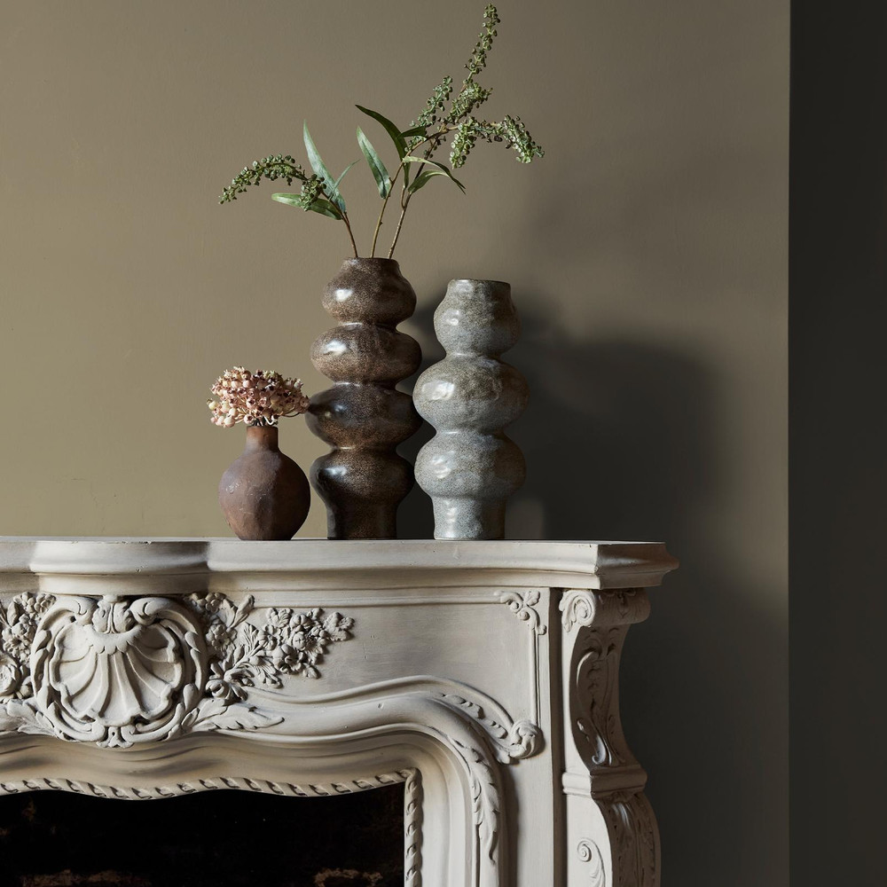Abigail Ahern Moody Sage Paint - 131464_DETAIL_MOODY SAGE_03.jpg