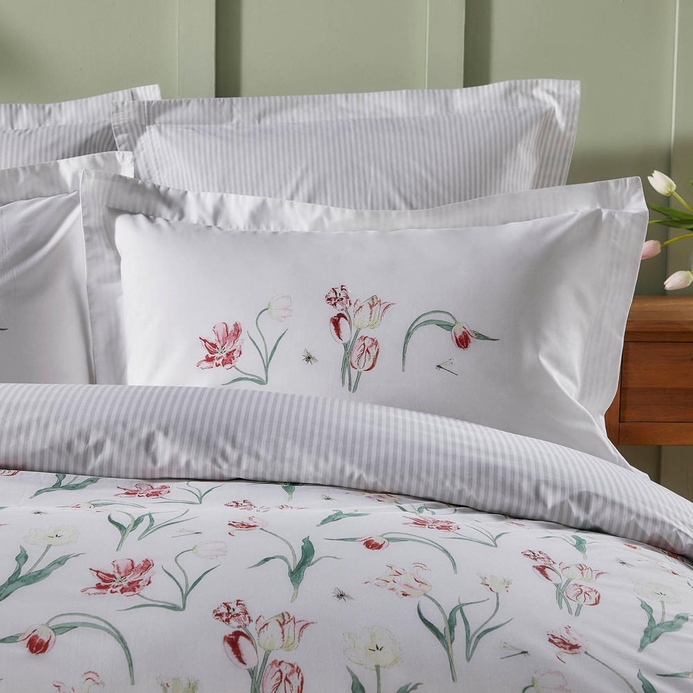 Tulip White White Duvet Cover Set - SATULIP01DQ_CAMEO_TULIP WHITE WHITE_04.jpg