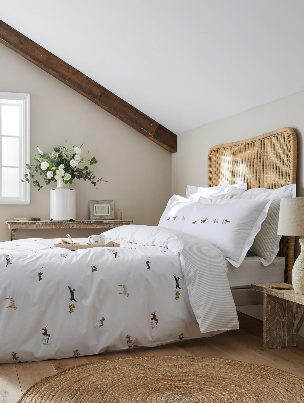Doggy Day Care Off White White Duvet Cover Set - SADOG01DQ_ROOMSET_DOGGY DAY CARE OFF WHITE WHITE_01.jpg
