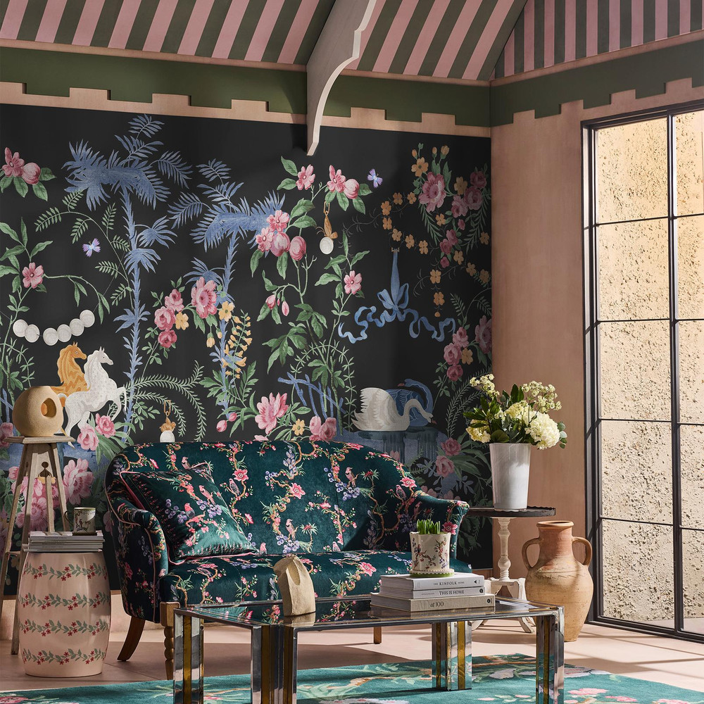 Colourful life Night Bespoke Mural Matt - 140214_ROOMSET_COLOURFUL LIFE NIGHT_01.jpg