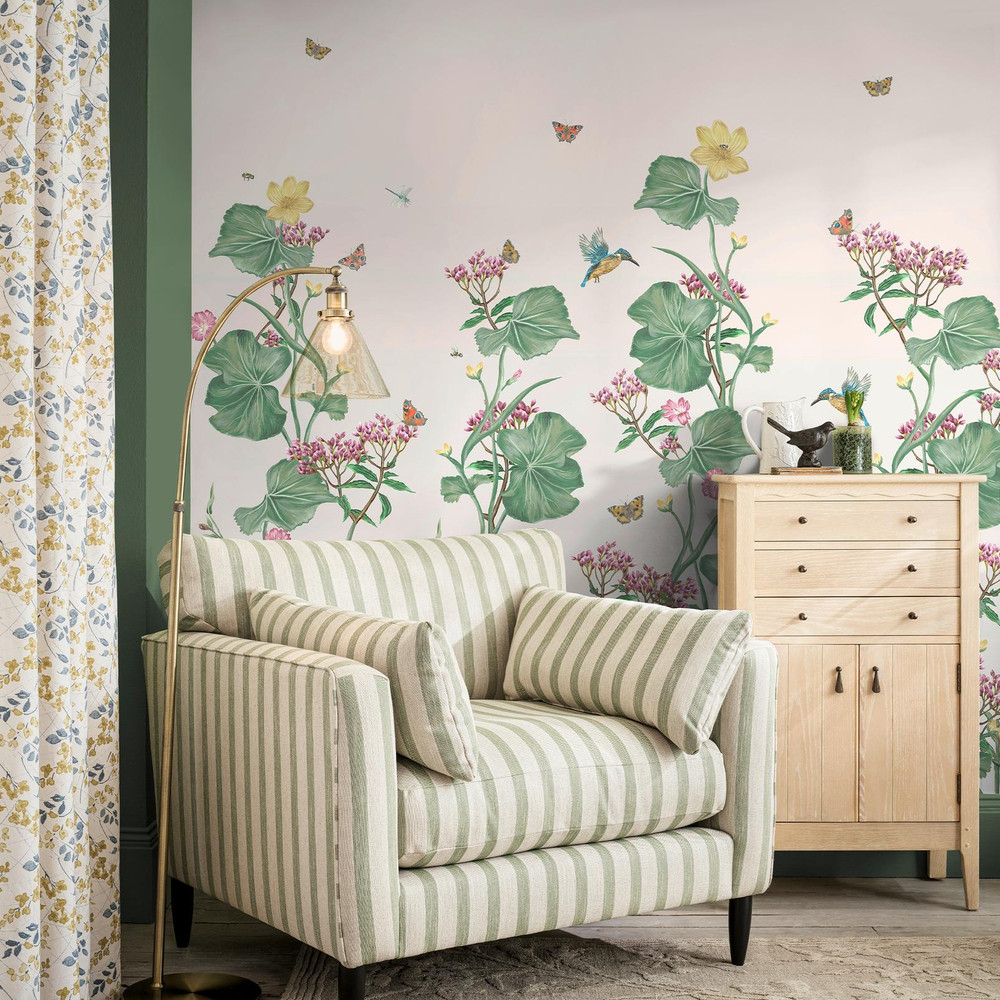 Laura Ashley Llanelli Green/ Multi Bespoke Mural - 140346_ROOMSET_LLANELLI MULTI FRESH GREEN_01.jpg