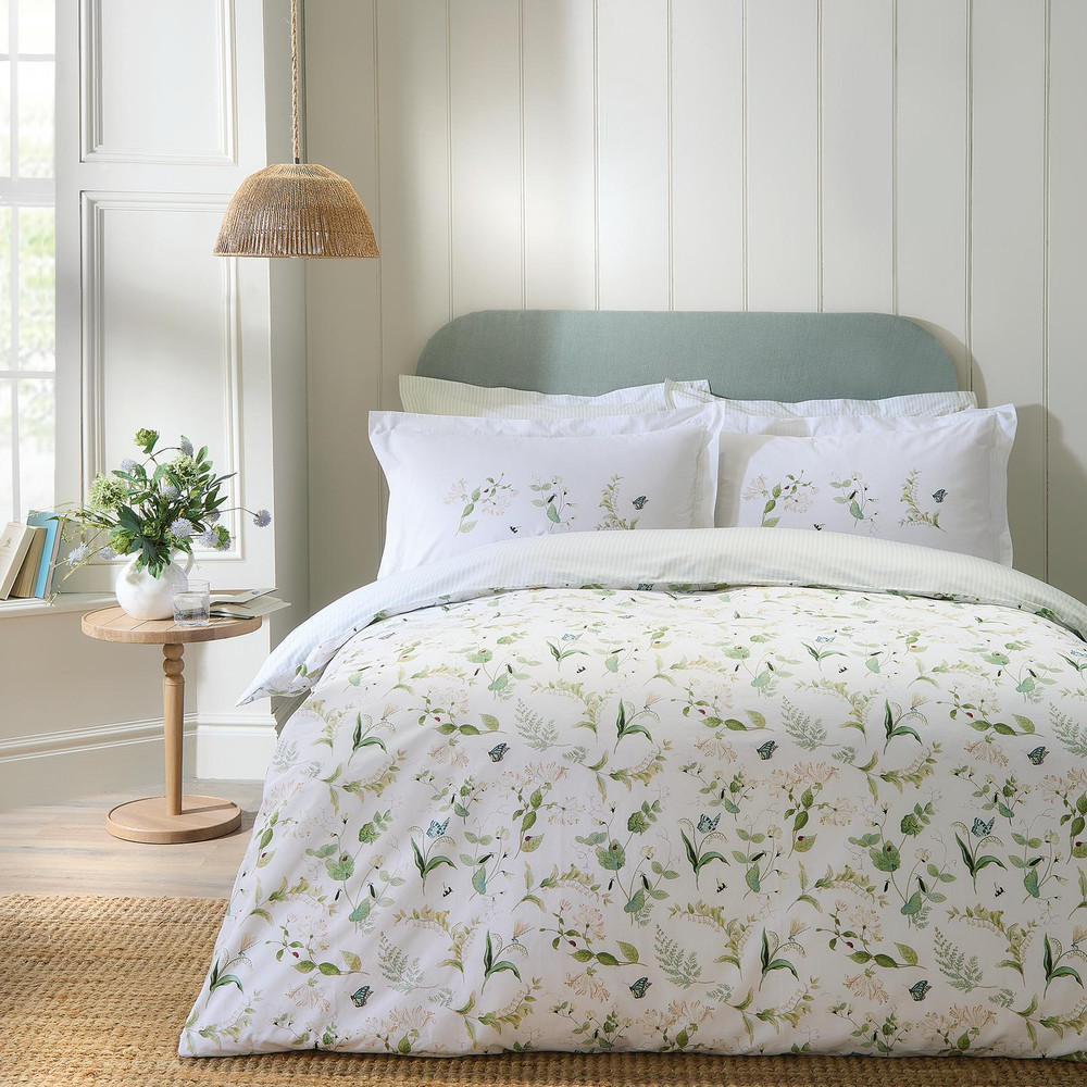 Wild Floral Green Duvet Cover Set - SAWILD01DQ_ROOMSET_WILD_FLORAL_GREEN_DOUBLE_DUVET_COVER_01.jpg