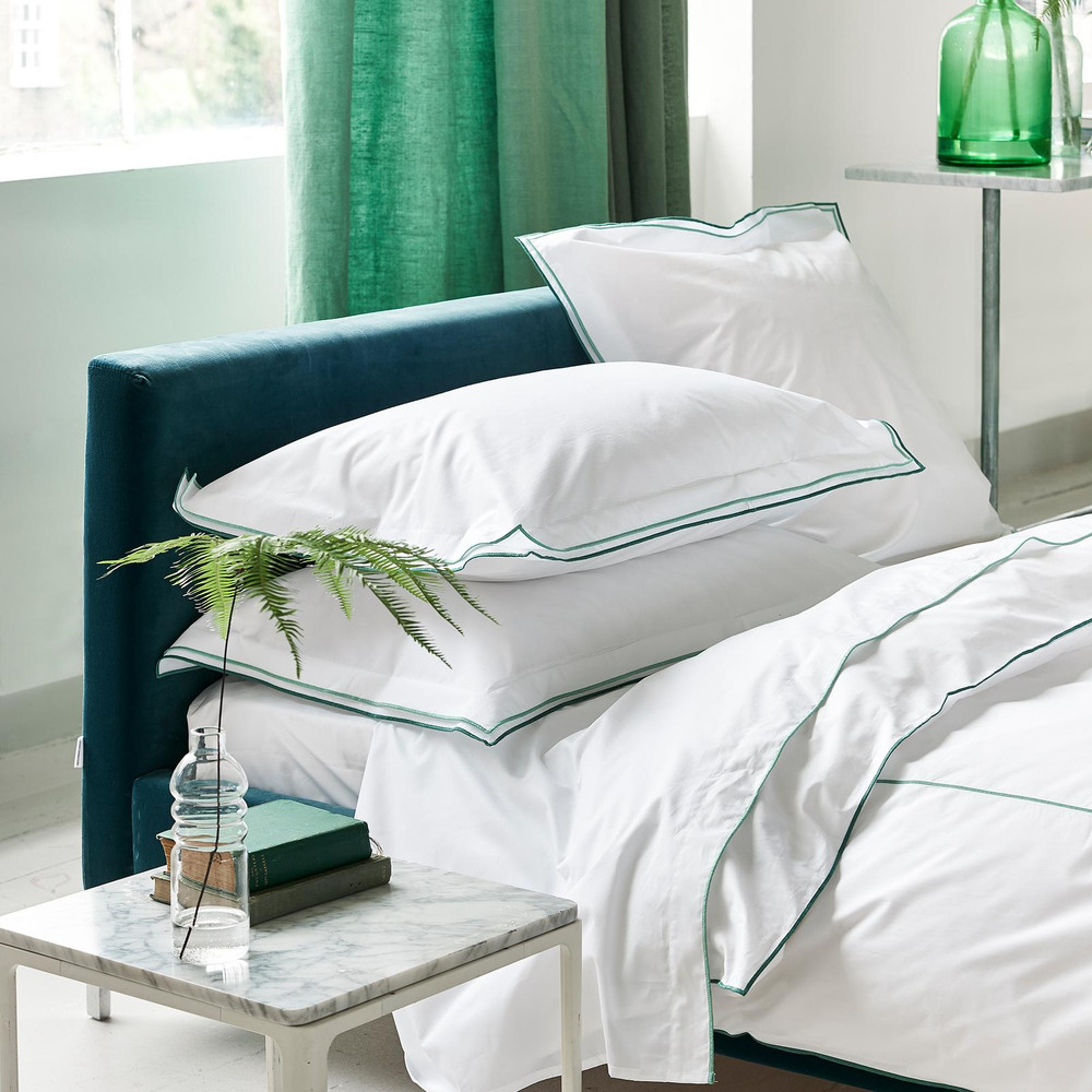 Astor Porcelain Green Duvet Cover Set - DGASTOR03DQ_ROOMSET_ASTOR_PORCELAIN_GREEN_DOUBLE_DUVET_COVER_01.jpg