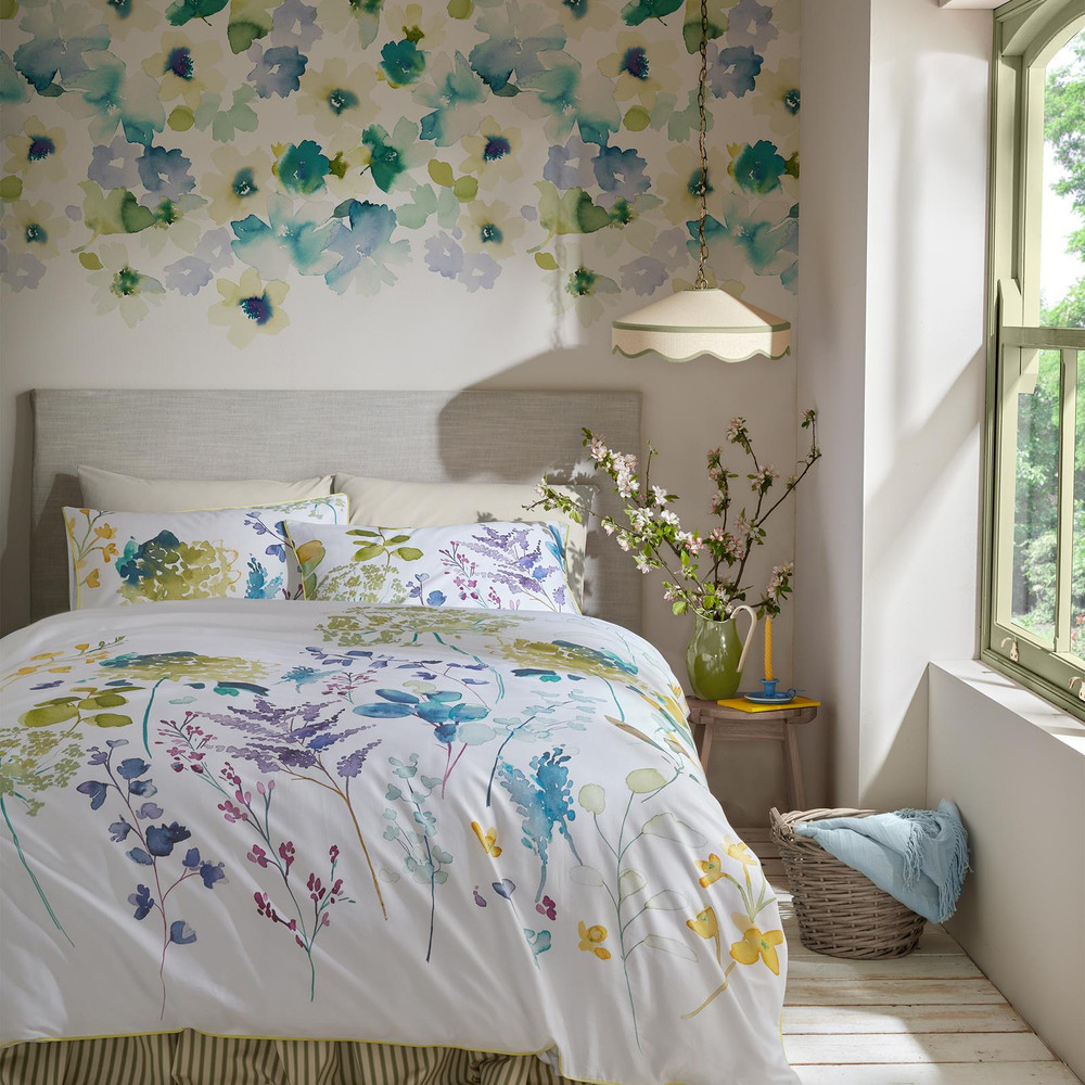 Botanical Leaf Duvet Cover Set - BGBOT01DQ_ROOMSET_BOTANICAL_LEAF_DOUBLE_DUVET_COVER_01.jpg