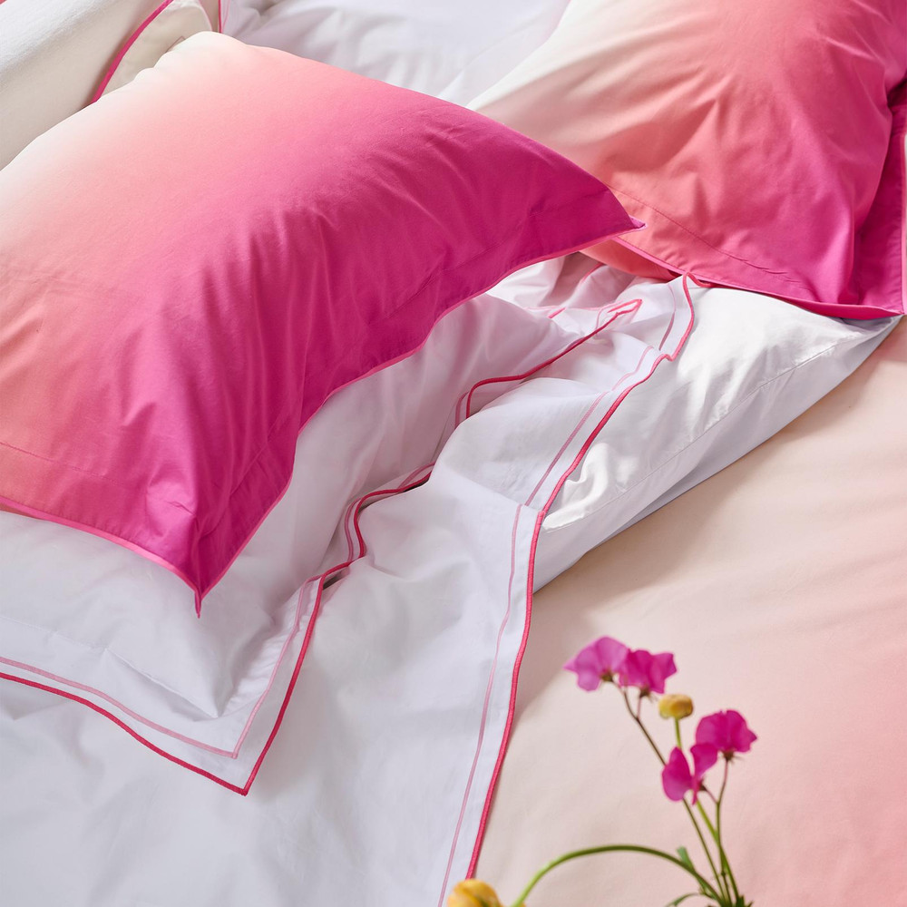 Savoie Fuchsia Pink Duvet Cover Set - DGSAVOIE03DQ_CAMEO_SAVOIE_FUCHSIA_PINK_DOUBLE_DUVET_COVER_02.jpg