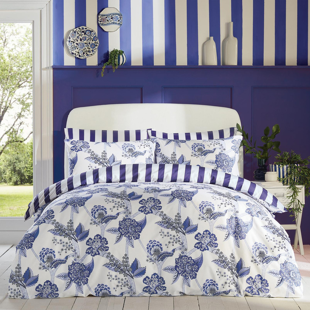 Doodles And Daydreams Royal Blue Duvet Cover Set - CKDOO01DQ_ROOMSET_DOODLES_AND_DAYDREAMS_ROYAL_BLUE_DOUBLE_DUVET_COVER_01.jpg
