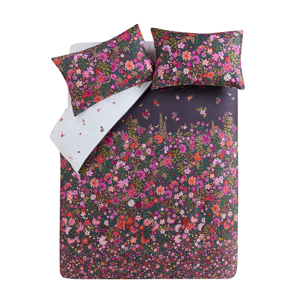 Ditsy Floral White/Deep Mulberry Duvet Cover Set - SMDITS01DQ_CUTOUT_DITSY_FLORAL_WHITE-DEEP_MULBERRY_DOUBLE_DUVET_COVER__01.jpg