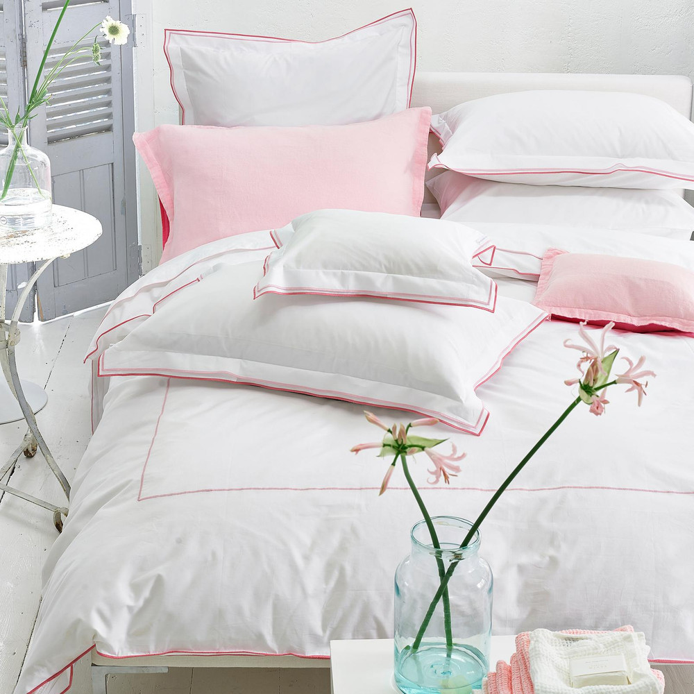 Astor Fuchsia Pink Duvet Cover Set - DGASTOR01DQ_ROOMSET_ASTOR_FUCHSIA_PINK_DOUBLE_DUVET_COVER_01.jpg